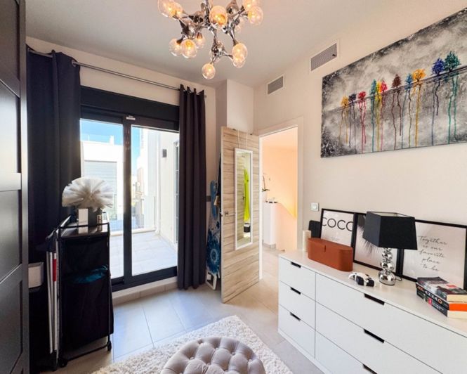 Image No.20-3 Bed Villa for sale