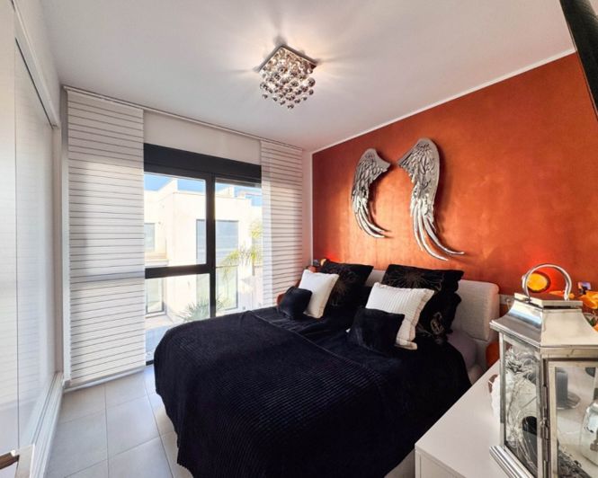 Image No.27-3 Bed Villa for sale