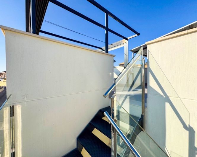 Image No.29-3 Bed Villa for sale