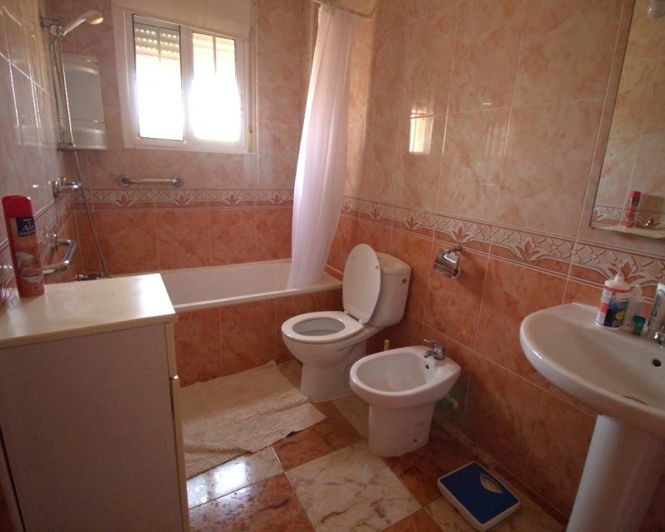 Image No.10-2 Bed Villa for sale