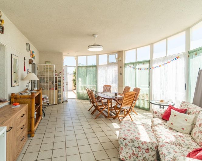 Image No.2-3 Bed Villa for sale