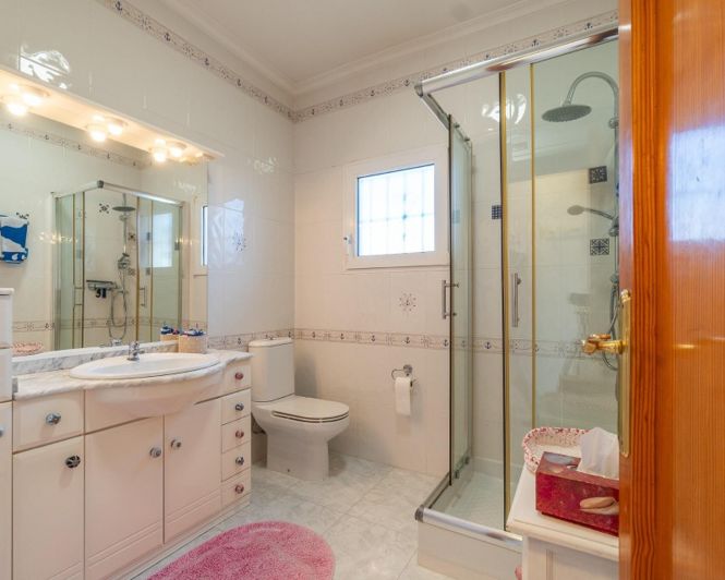 Image No.24-3 Bed Villa for sale