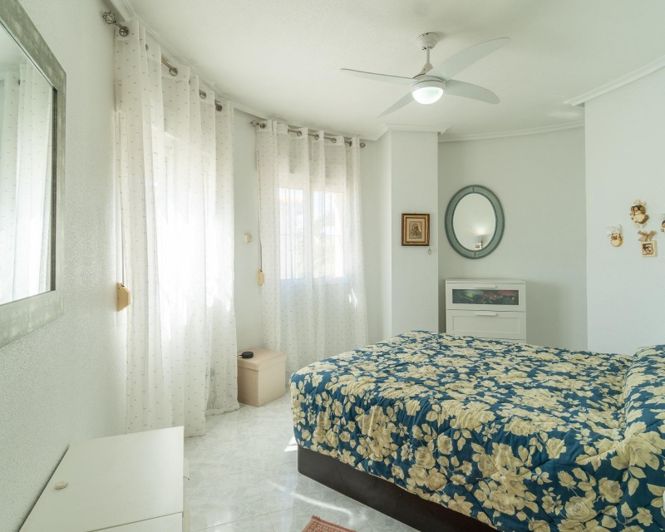 Image No.28-3 Bed Villa for sale