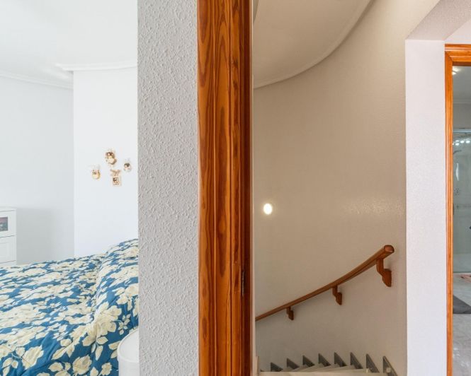 Image No.30-3 Bed Villa for sale