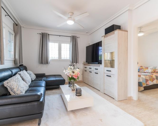 Image No.4-Villa de 3 chambres à vendre à Playa Flamenca