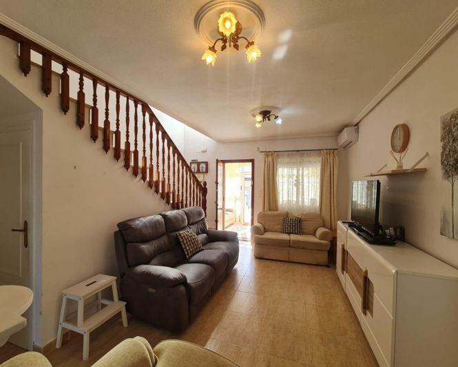 Image No.22-3 Bed Townhouse for sale