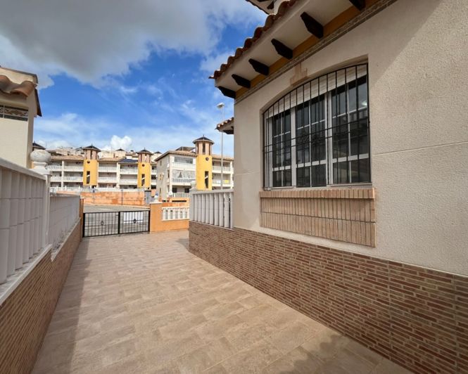 Image No.18-3 Bed Villa for sale