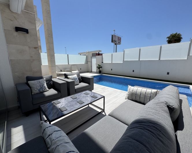 Image No.38-4 Bed Villa for sale