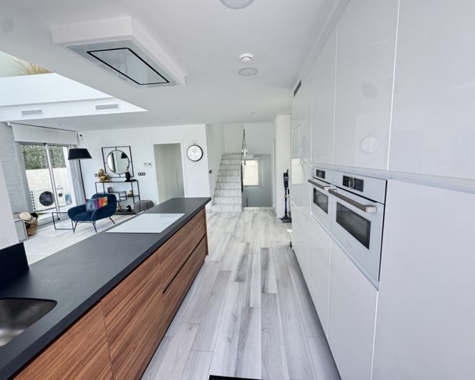 Image No.5-4 Bed Villa for sale