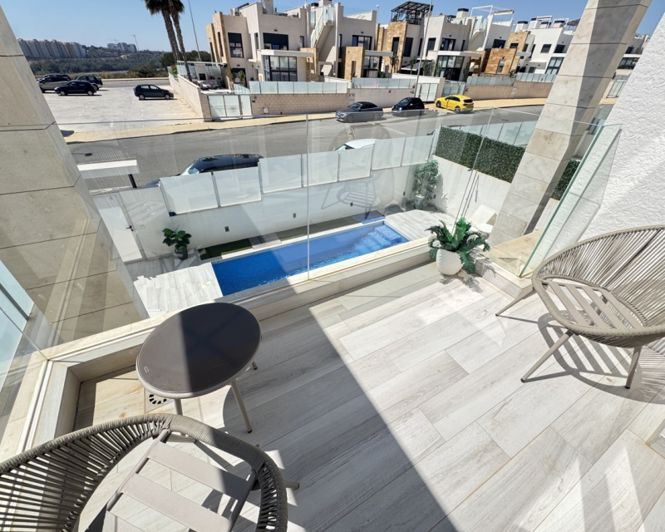 Image No.9-4 Bed Villa for sale