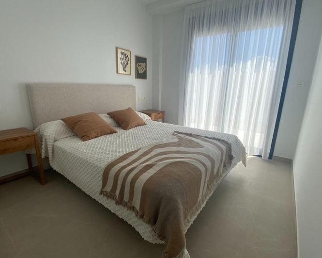 Image No.24-2 Bed Apartment for sale