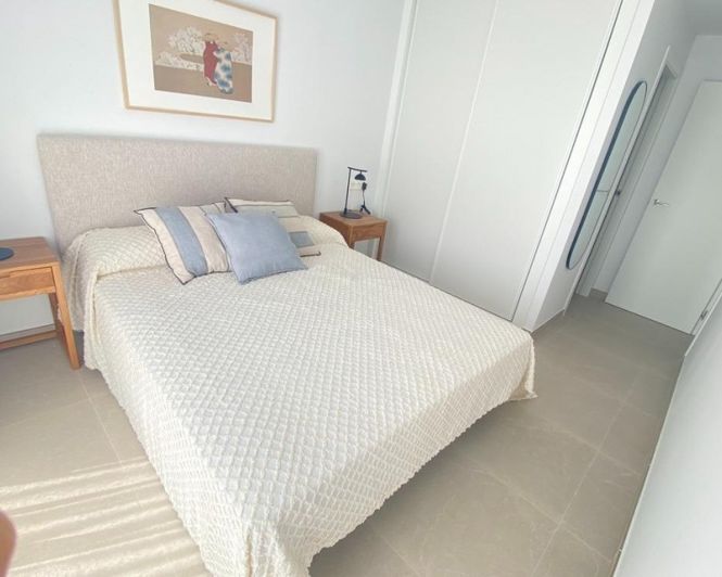 Image No.28-2 Bed Apartment for sale