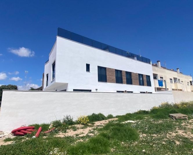 Image No.33-2 Bed Apartment for sale