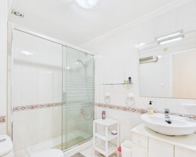 Image No.15-2 Bed Apartment for sale