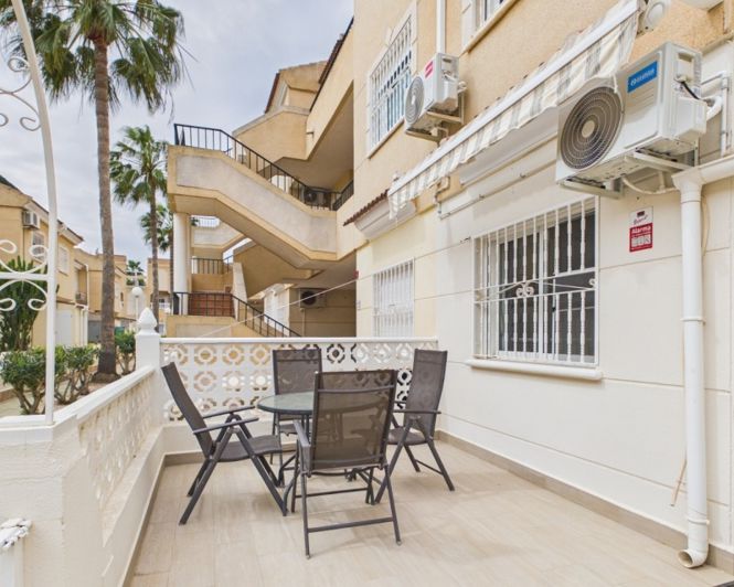 Image No.25-2 Bed Apartment for sale