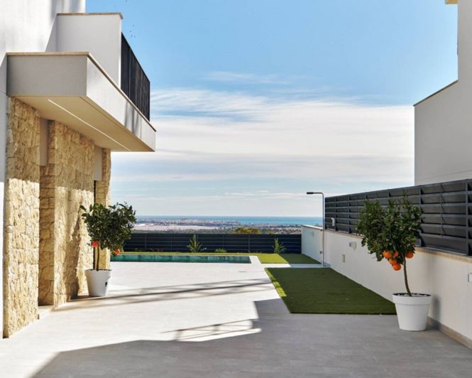 Image No.10-5 Bed Villa for sale