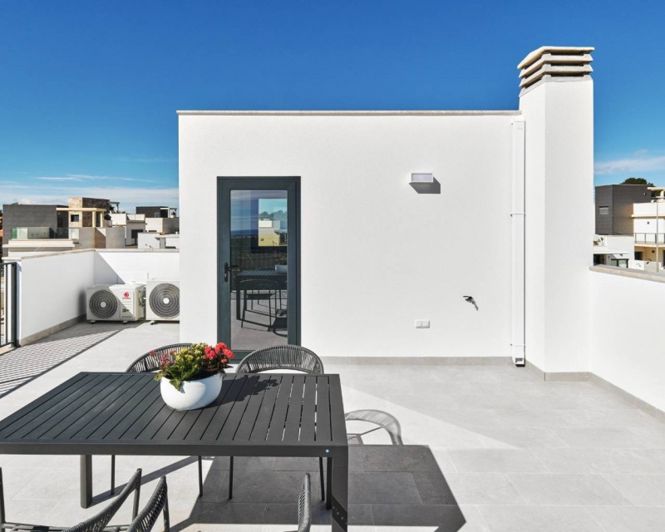 Image No.17-5 Bed Villa for sale