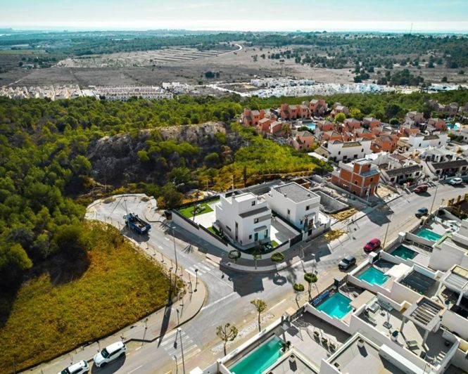 Image No.4-5 Bed Villa for sale