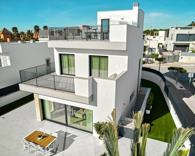 Image No.6-5 Bed Villa for sale