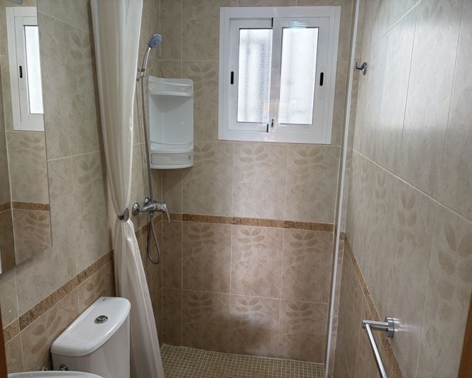 Image No.11-2 Bed Townhouse for sale