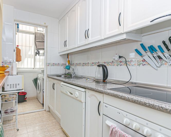 Image No.17-3 Bed Apartment for sale