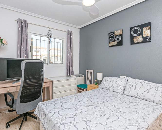 Image No.20-3 Bed Apartment for sale