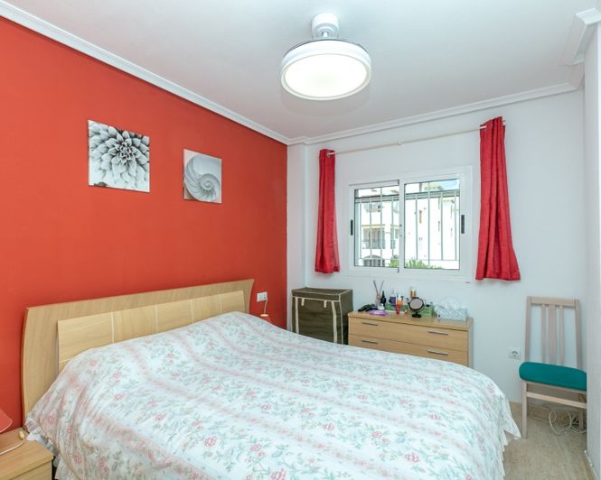 Image No.28-3 Bed Apartment for sale