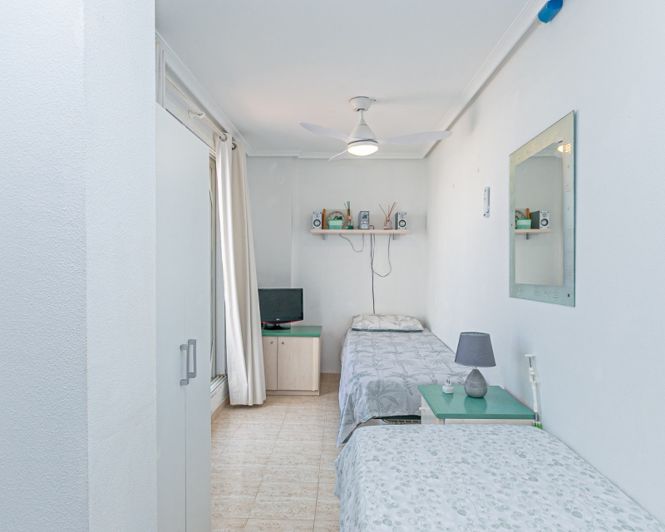 Image No.38-3 Bed Apartment for sale