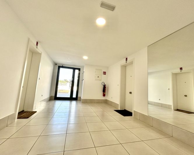 Image No.34-2 Bed Apartment for sale