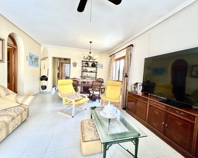 Image No.10-3 Bed Villa for sale