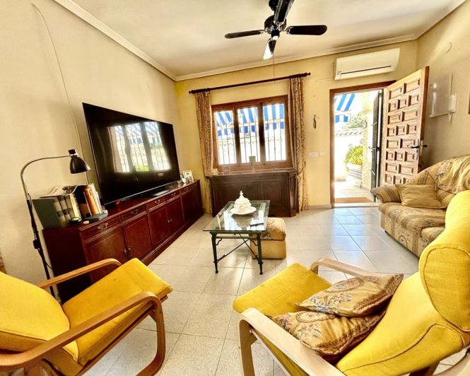 Image No.11-3 Bed Villa for sale