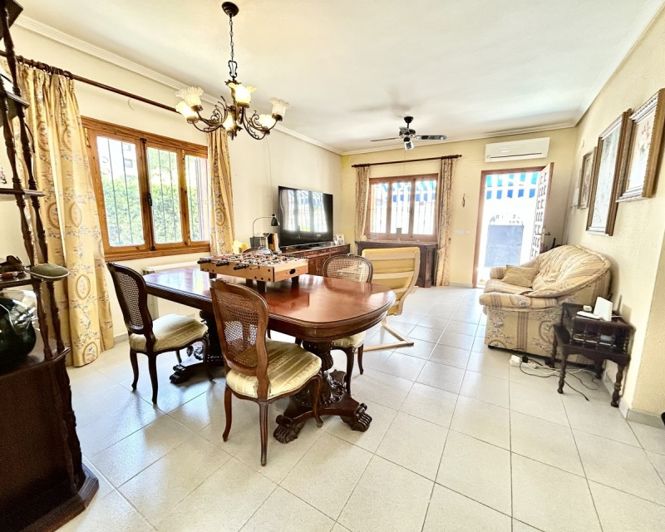 Image No.14-3 Bed Villa for sale