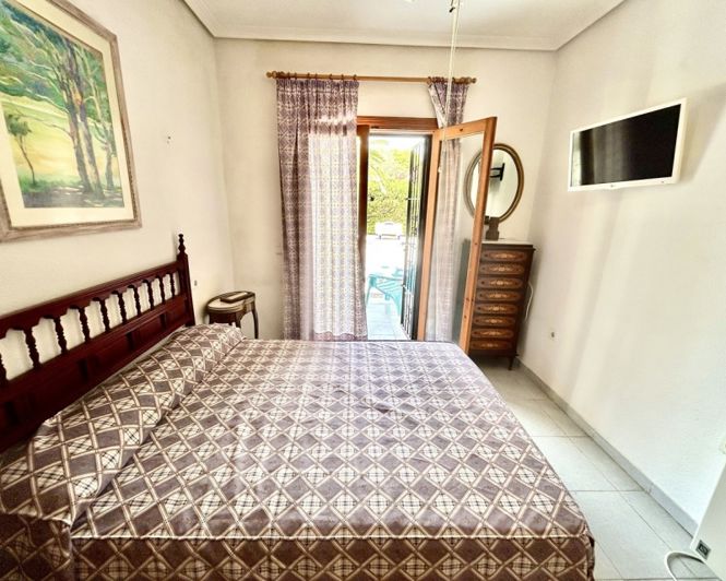 Image No.20-3 Bed Villa for sale