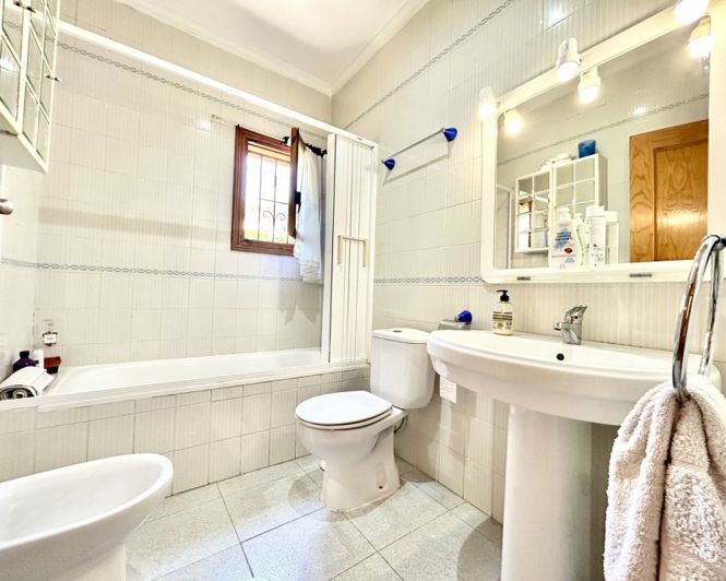 Image No.22-3 Bed Villa for sale