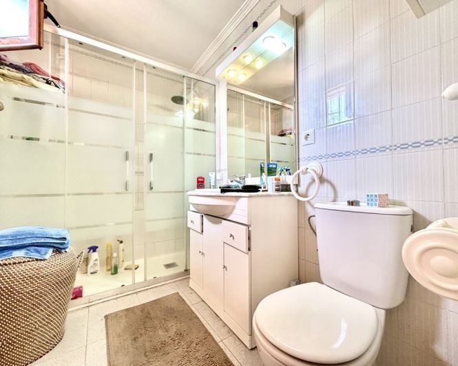 Image No.29-3 Bed Villa for sale