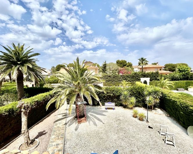 Image No.35-3 Bed Villa for sale