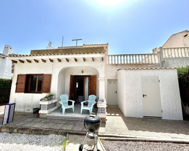 Image No.40-3 Bed Villa for sale
