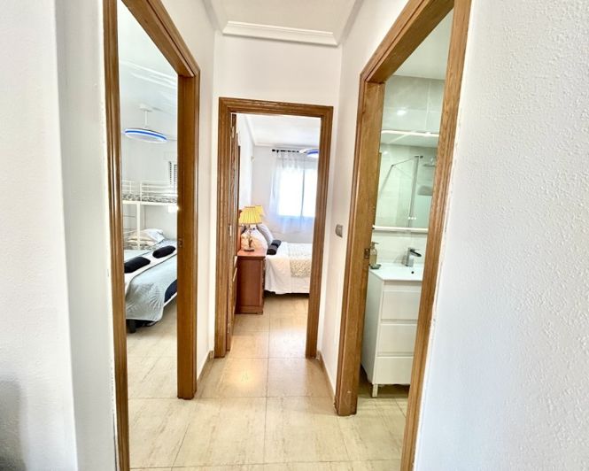 Image No.22-Appartement de 2 chambres à vendre à Villamartin