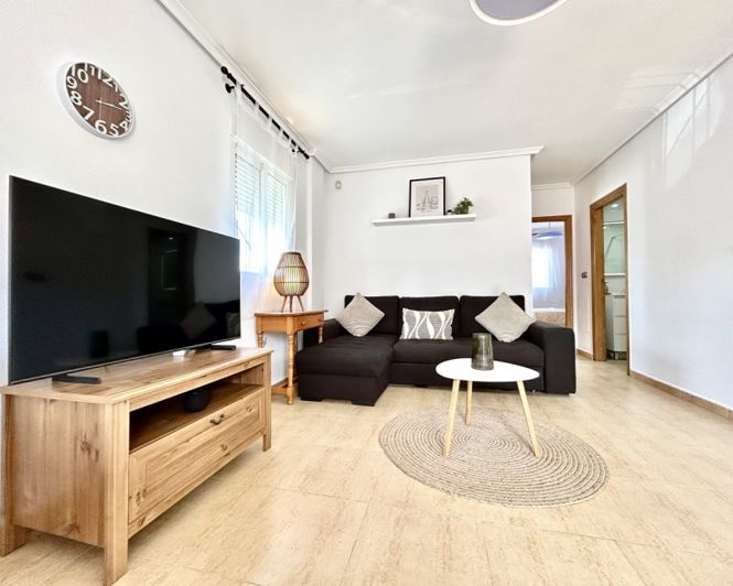 Image No.6-Appartement de 2 chambres à vendre à Villamartin