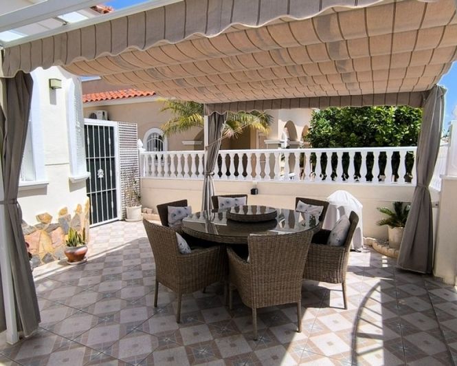 Image No.12-3 Bed Villa for sale