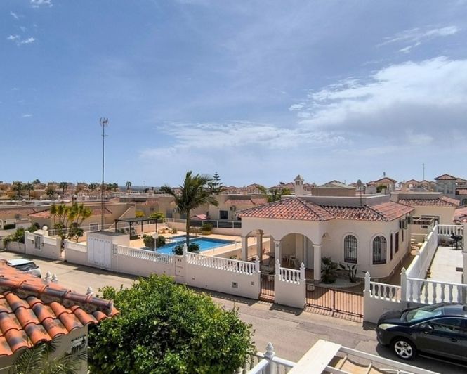 Image No.26-3 Bed Villa for sale