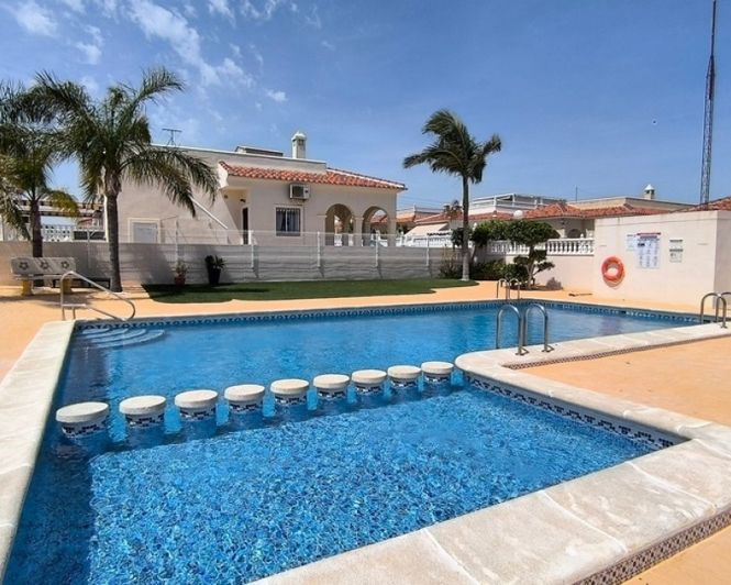 Image No.3-3 Bed Villa for sale