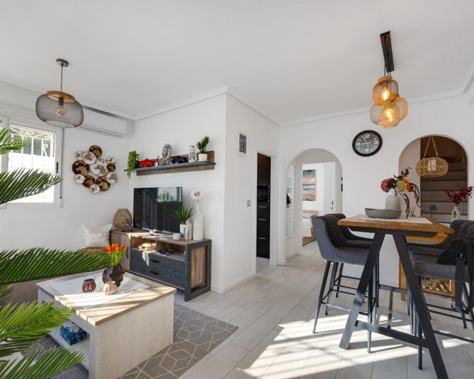 Image No.13-3 Bed Villa for sale