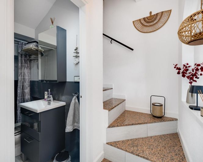 Image No.24-3 Bed Villa for sale