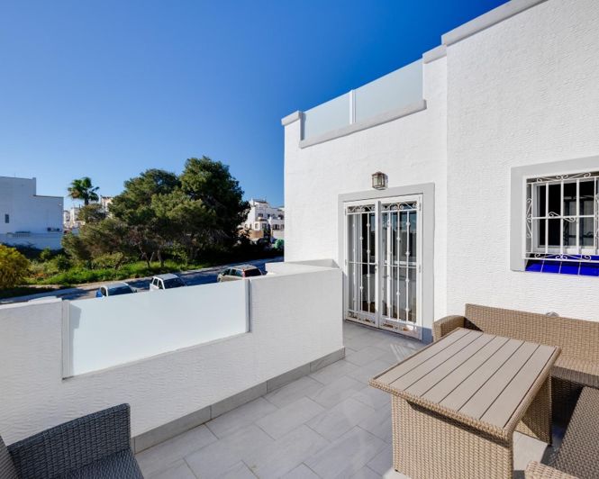 Image No.37-3 Bed Villa for sale