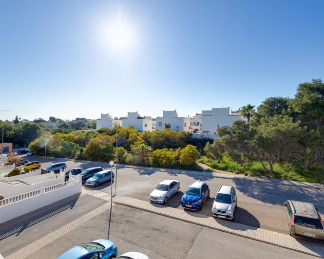 Image No.43-3 Bed Villa for sale