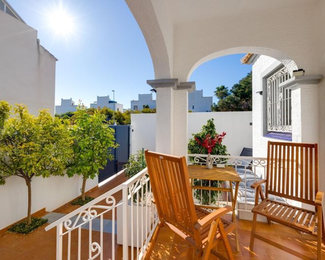 Image No.7-3 Bed Villa for sale