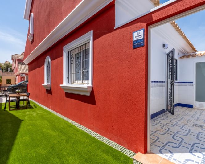 Image No.21-3 Bed Townhouse for sale