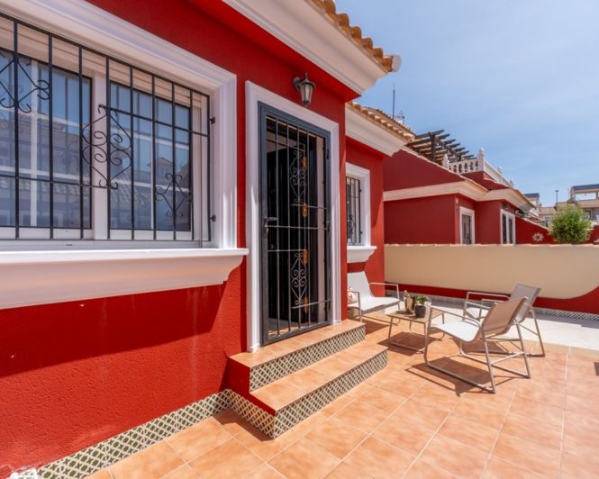 Image No.23-3 Bed Townhouse for sale
