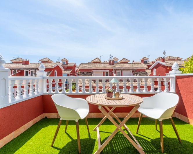 Image No.4-3 Bed Townhouse for sale